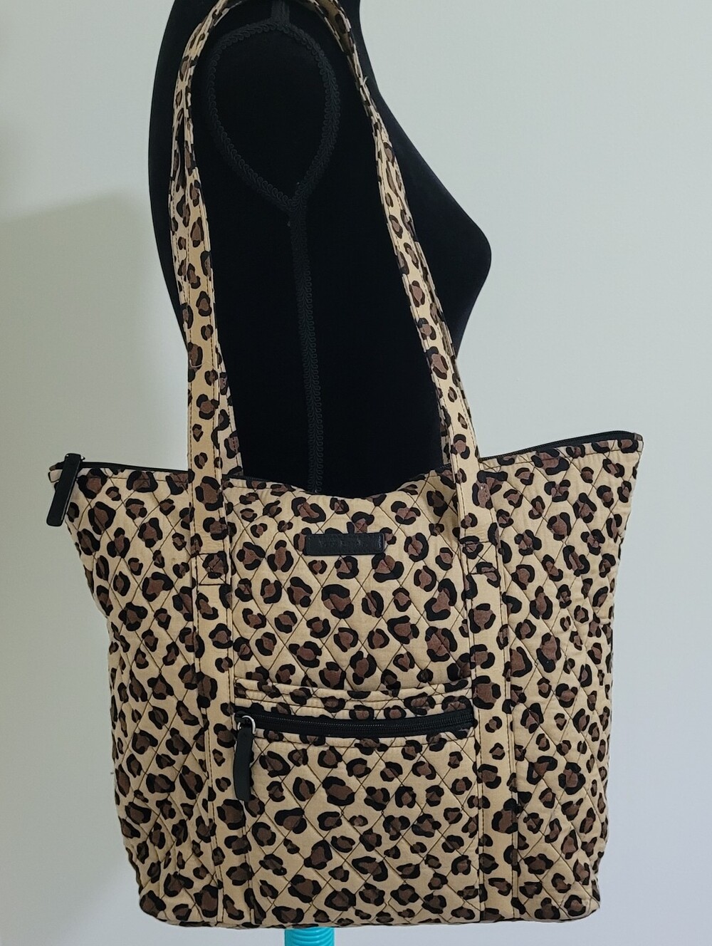 Vera Bradley Quilted Cotton Zippered Leopard Print Tote Bag Lightweight Travel